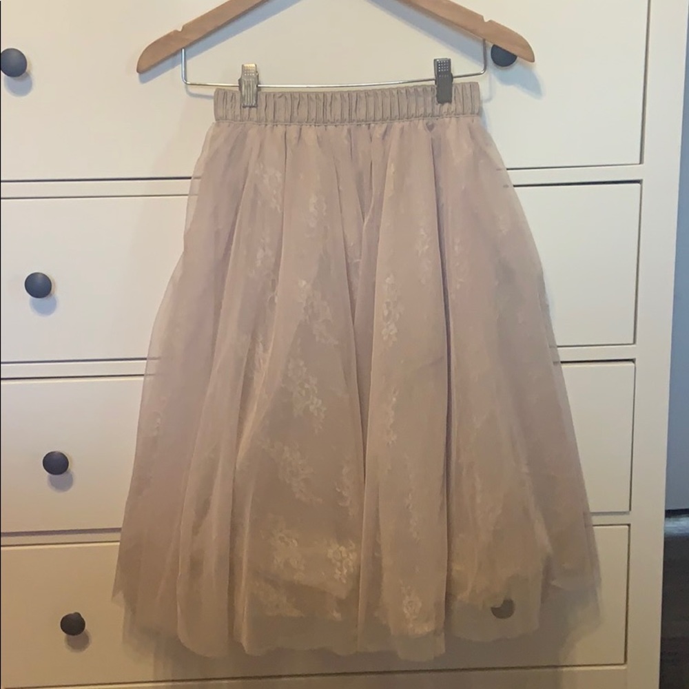 Beautiful rose coloured tulle skirt!